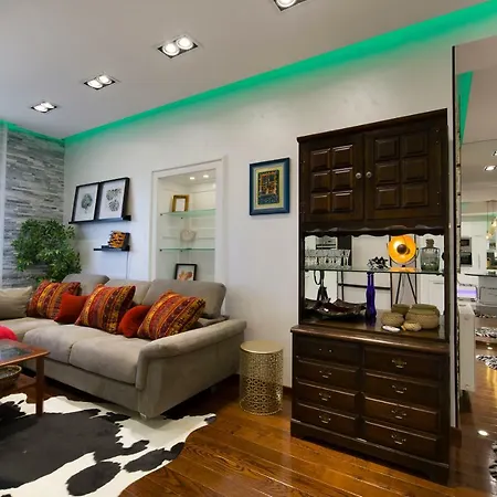 Sun Art Apartment *